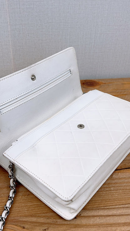 Chanel White Lambskin Vintage Quilted WOC