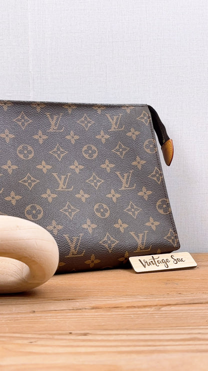 LV Monogram Poche Toilette GM
