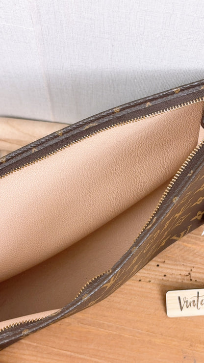 LV Monogram Poche Toilette GM