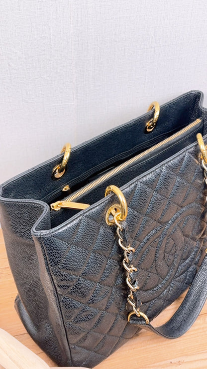 Chanel Black Caviar GST (GHW)
