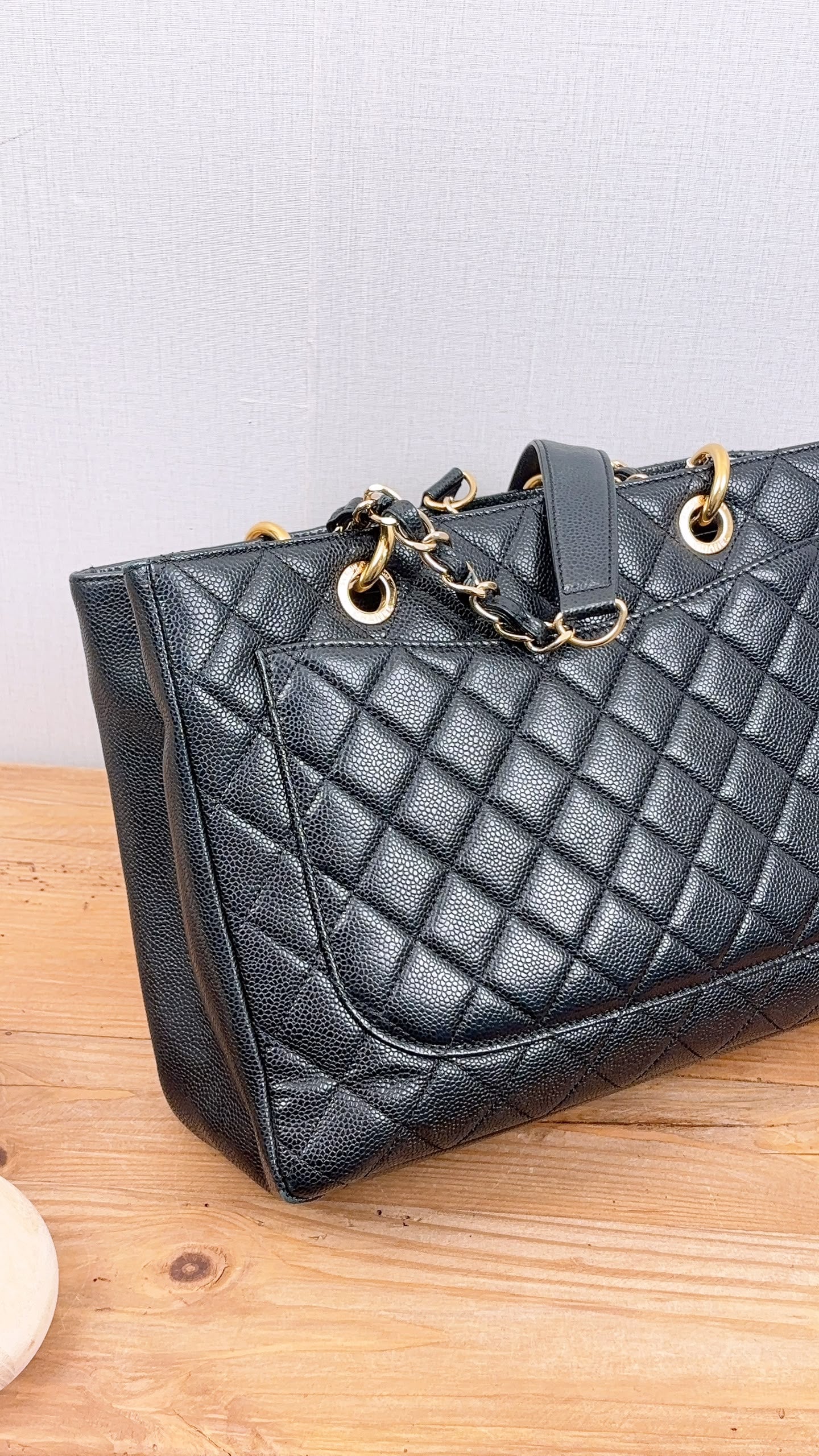 Chanel Black Caviar GST (GHW)