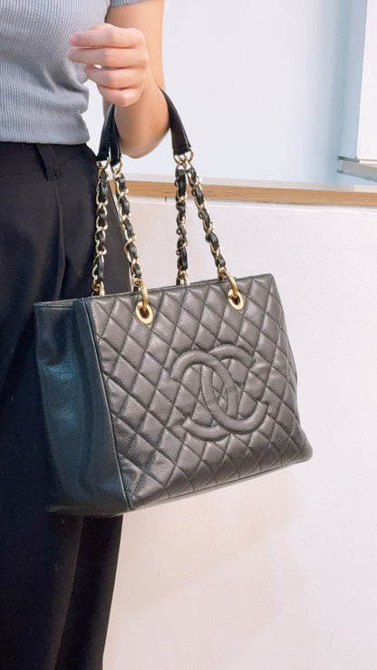 Chanel Black Caviar GST (GHW)