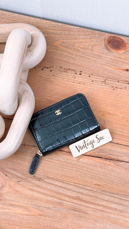 Chanel Black Croc Embossed Zippy Card Holder (GHW)