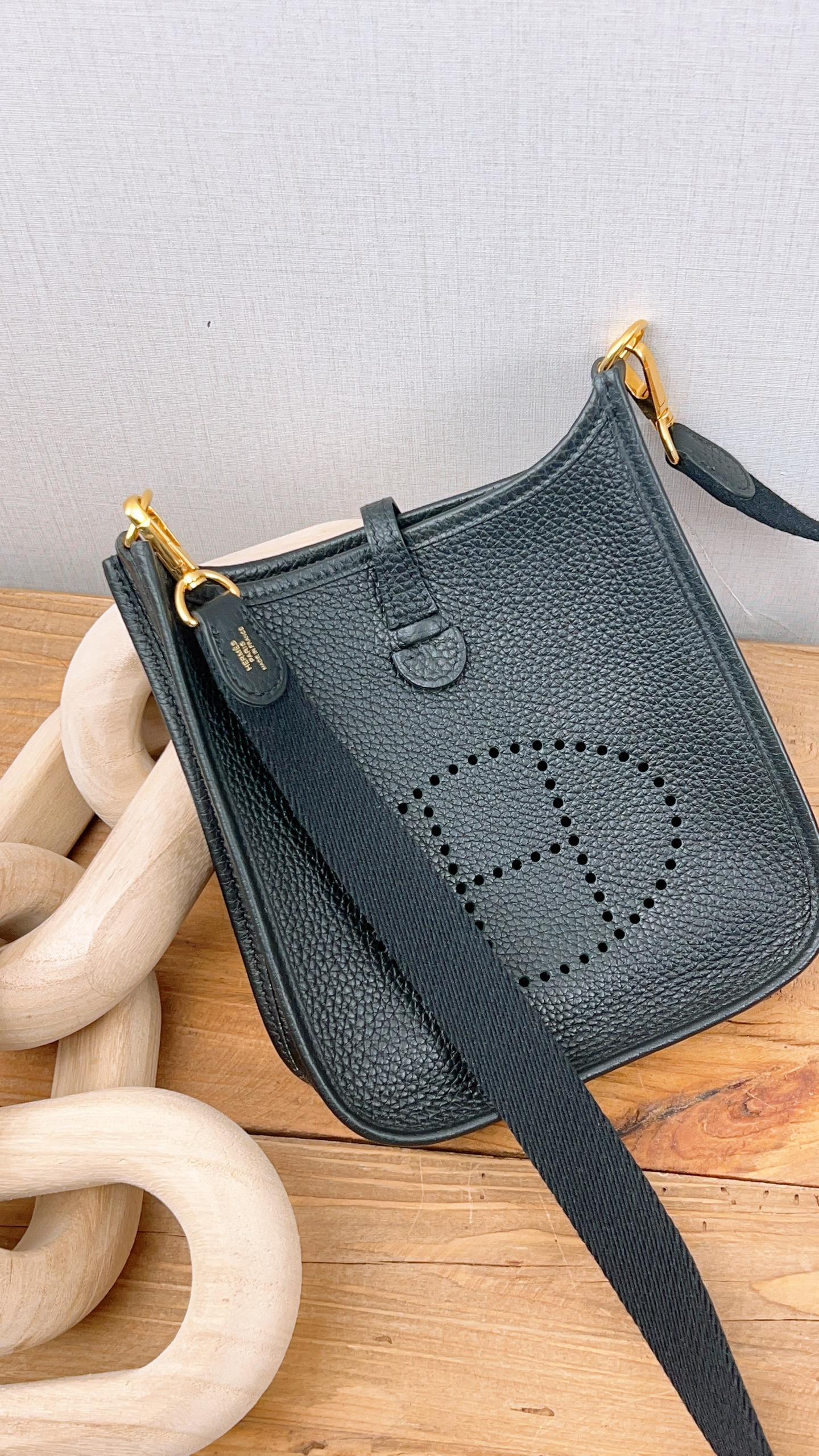 Hermes Taurillon Clemence Mini Evelyne (GHW)