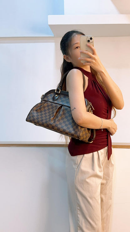 LV Damier Ebene Trevi PM