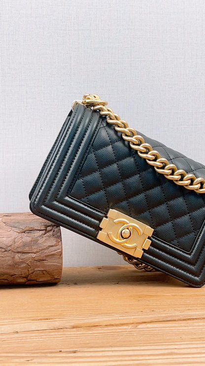 Chanel Black Caviar Small Boy (GHW)