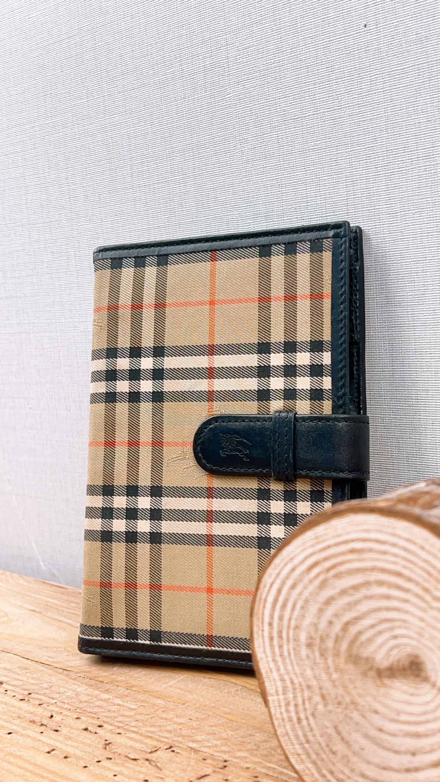 Burberry Nova Check 6-ring Agenda Planner