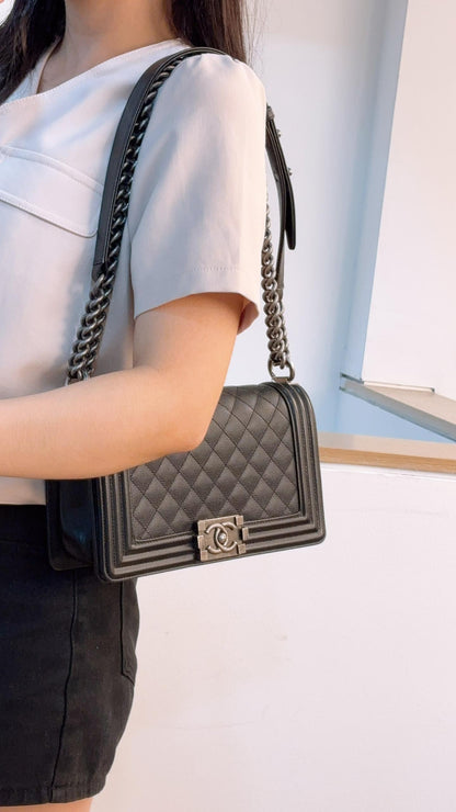 Chanel Black Caviar Old Medium Boy (RHW)