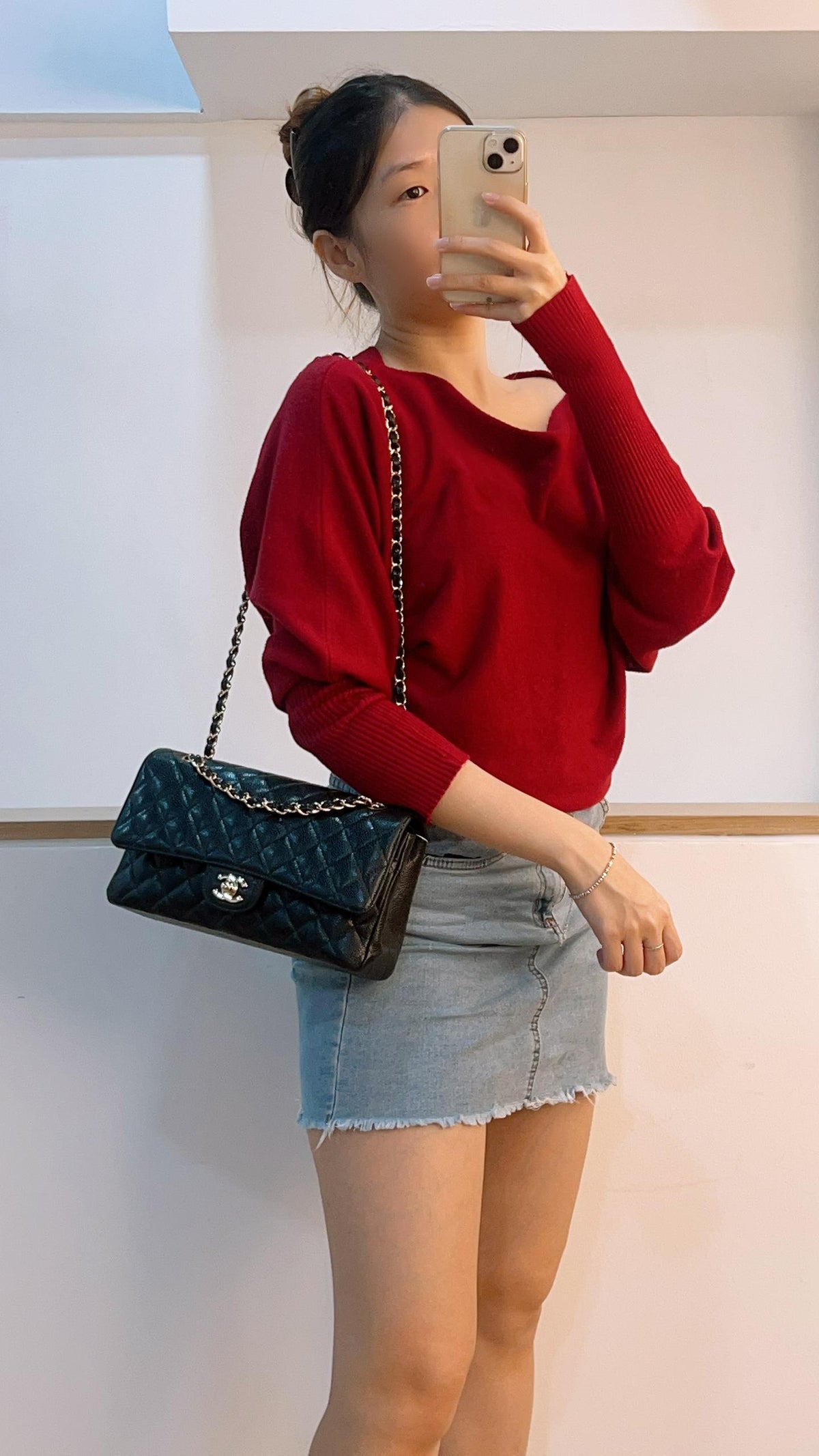 Chanel Black Caviar Medium CF (GHW)