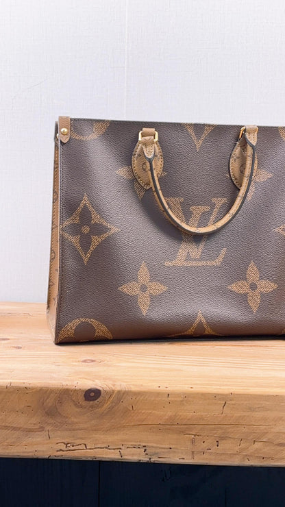 LV Reverse Monogram On The Go MM