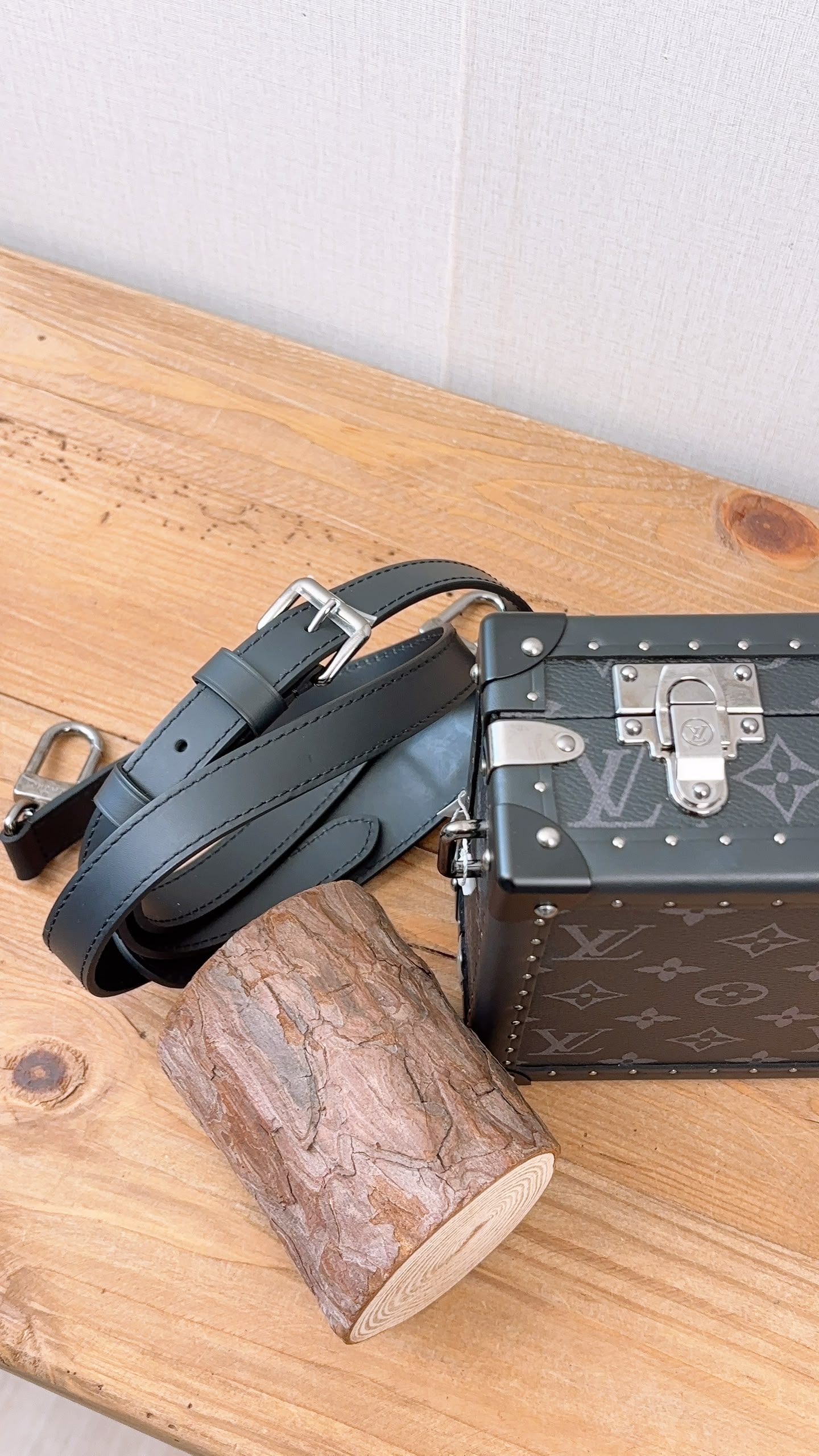 LV Monogram Eclipse Clutch Box