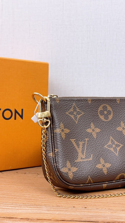LV Monogram Mini Pochette