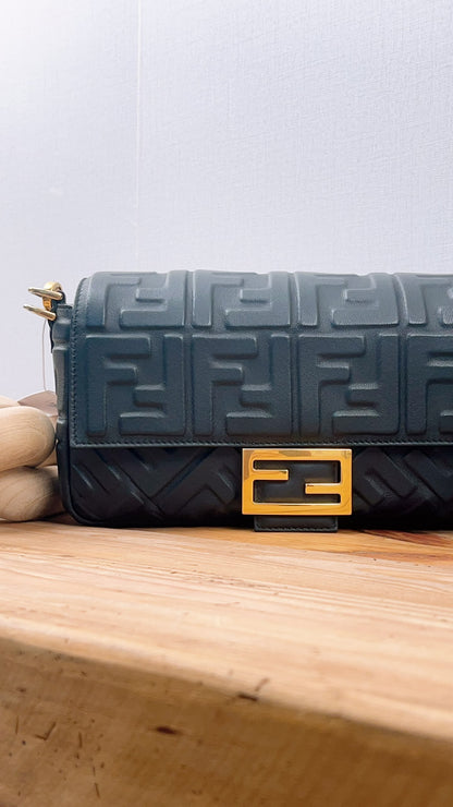 Fendi Black Calfskin Baguette (GHW)