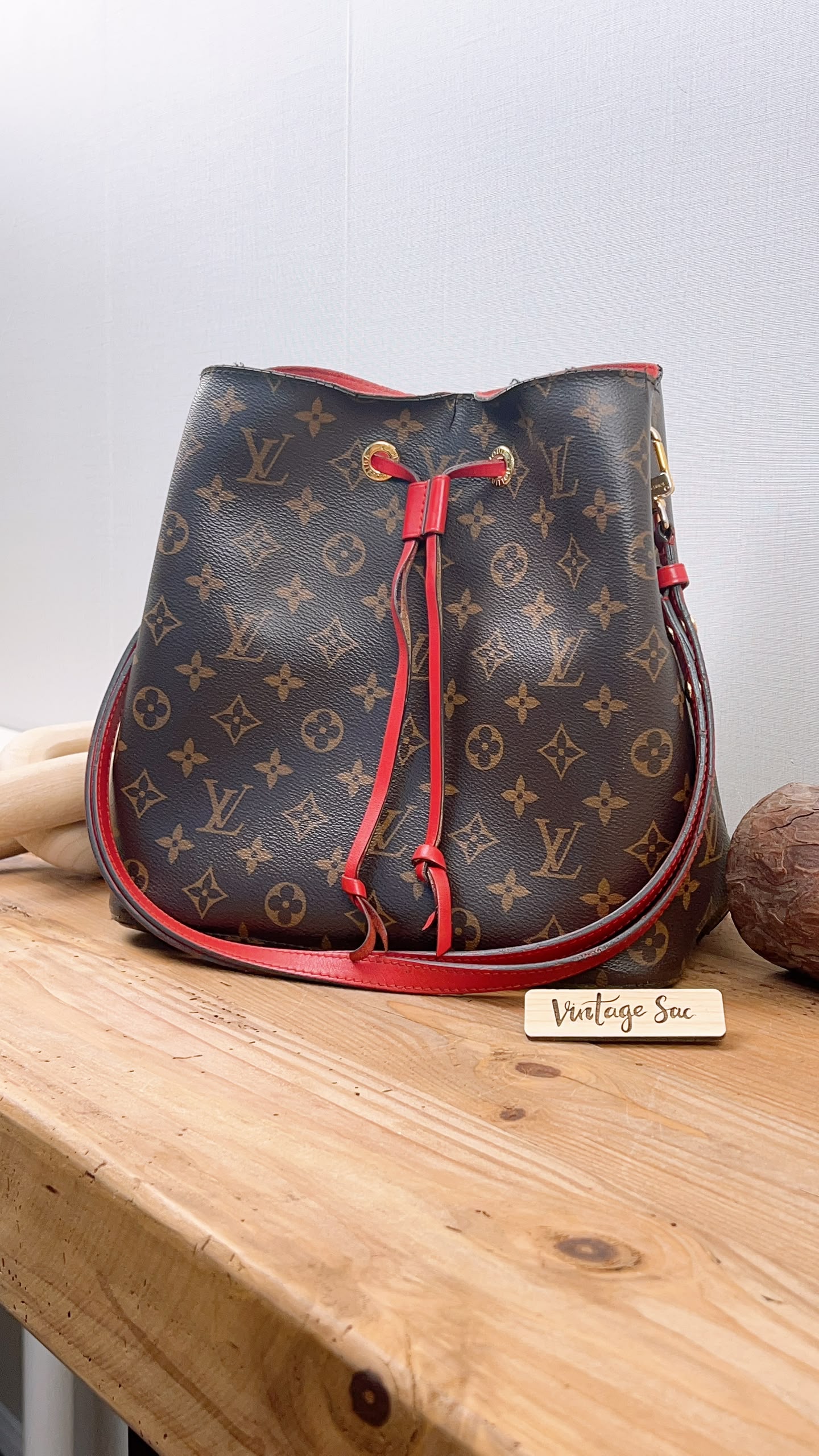 LV Monogram Coquelicot Neo Noe MM
