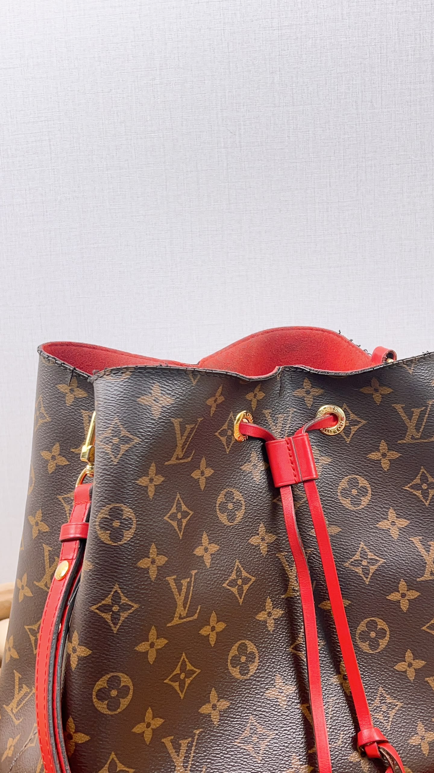 LV Monogram Coquelicot Neo Noe MM