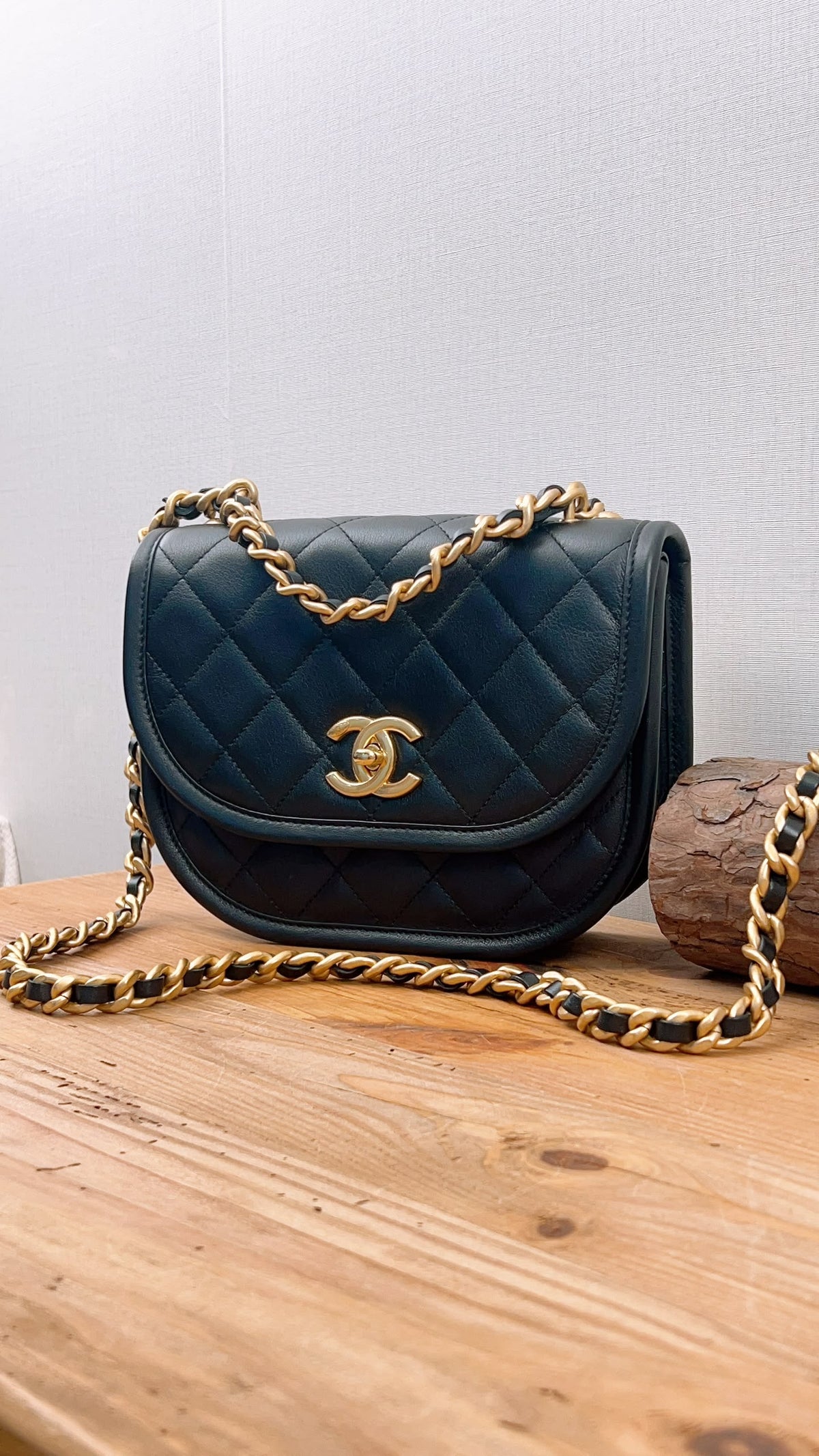 Chanel Black Calfskin 24s Casual Measenger Bag (GHW)