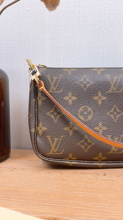LV Monogram Pochette