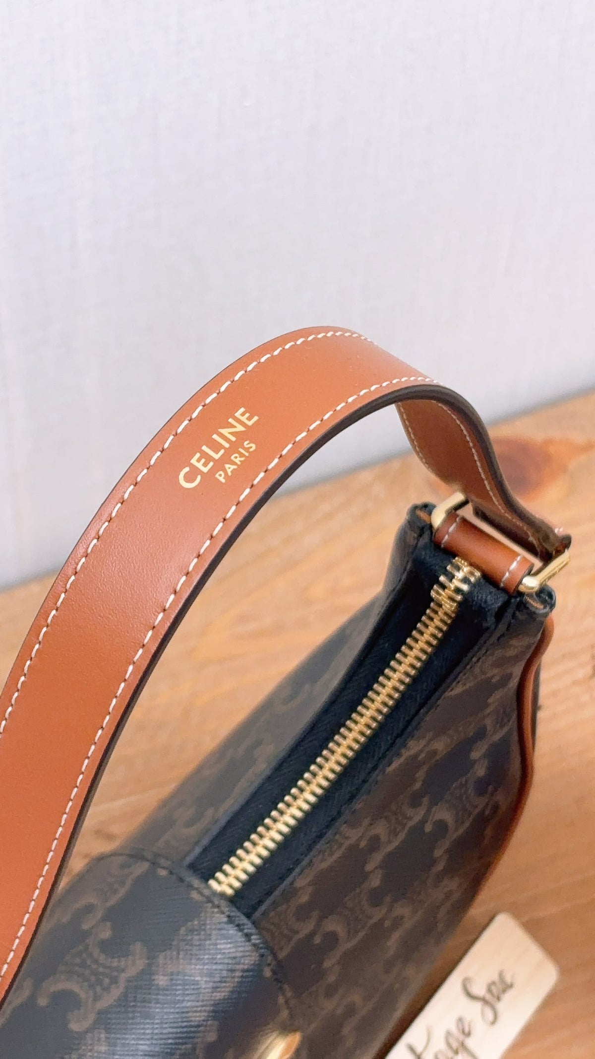 Celine Triomphe Medium Ava