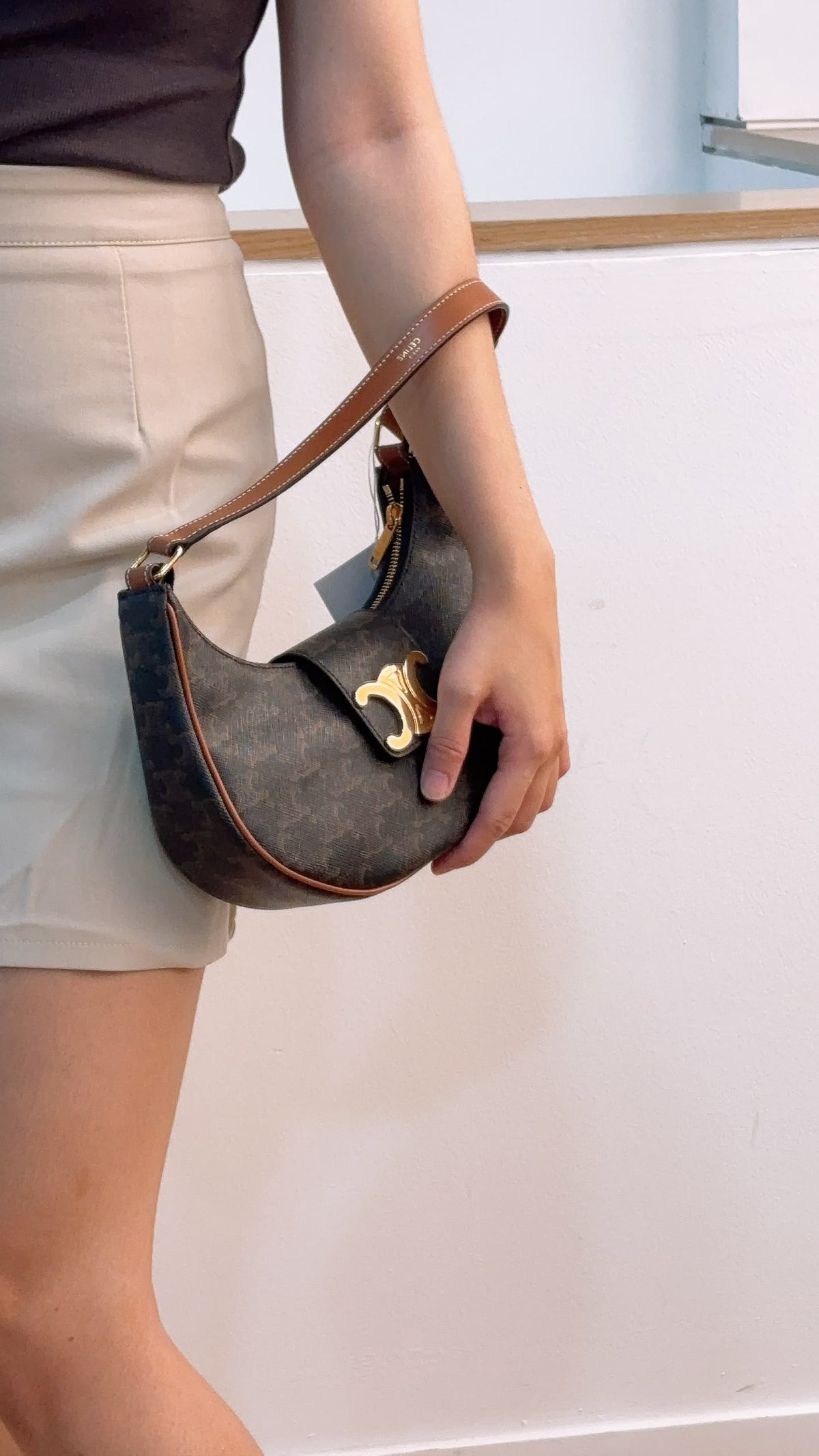 Celine Triomphe Medium Ava