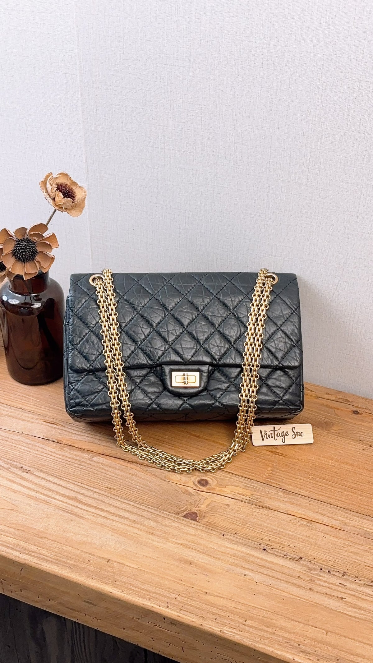 Chanel Black Aged Calfskin 2.55 226 (GHW)