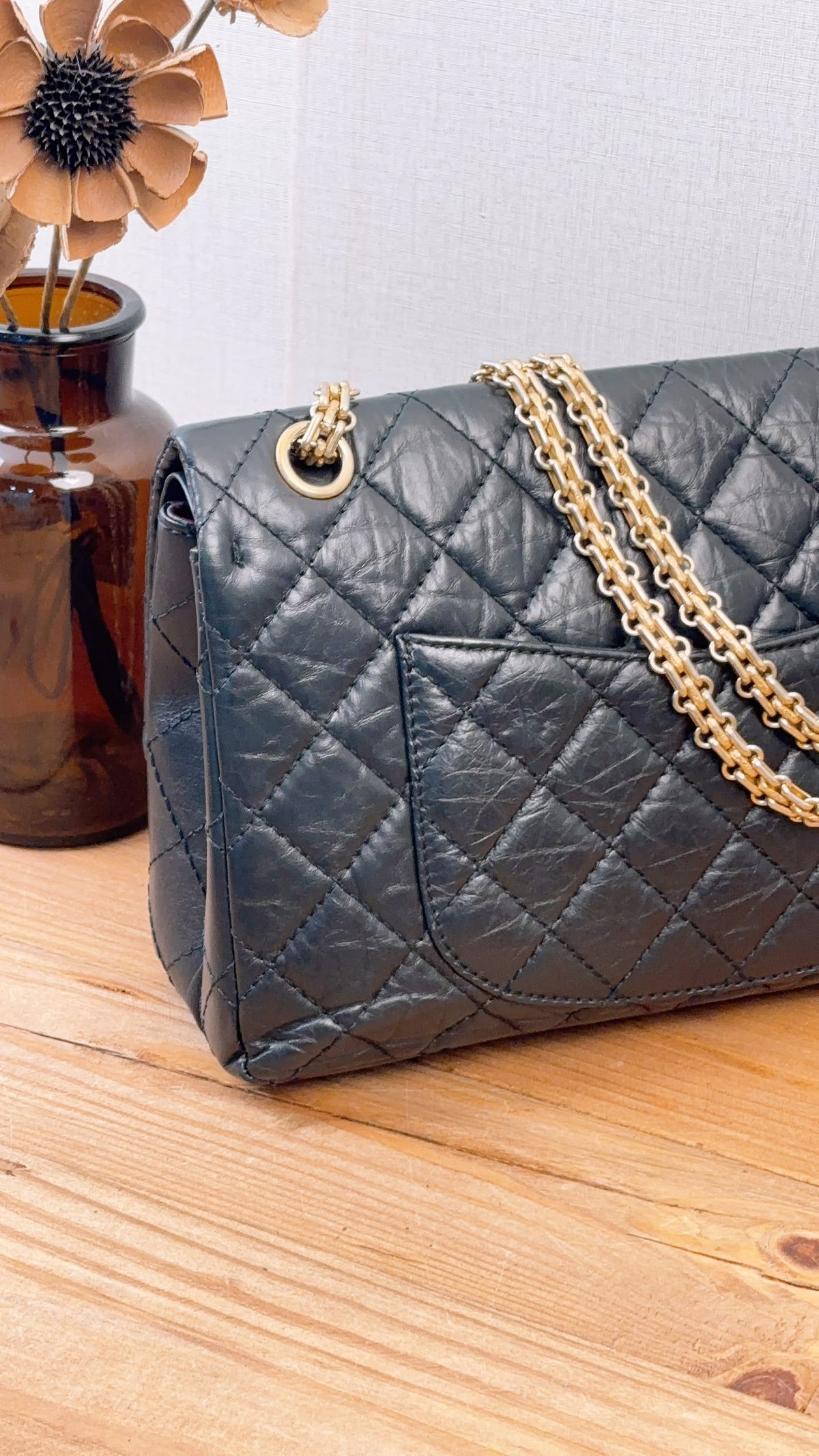 Chanel Black Aged Calfskin 2.55 226 (GHW)