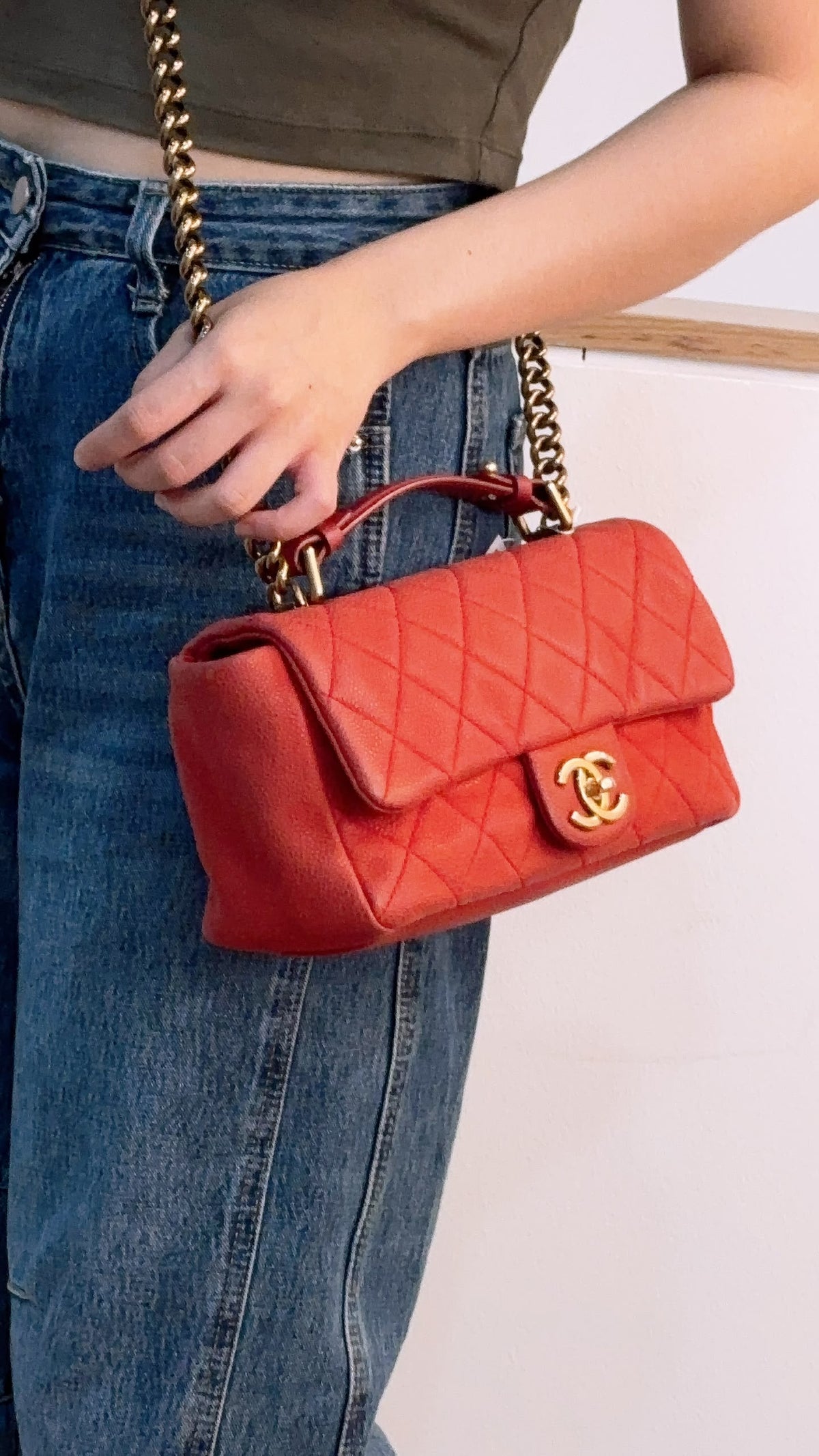 Chanel Red Matte Caviar Medium Chic Flap (AGHW)
