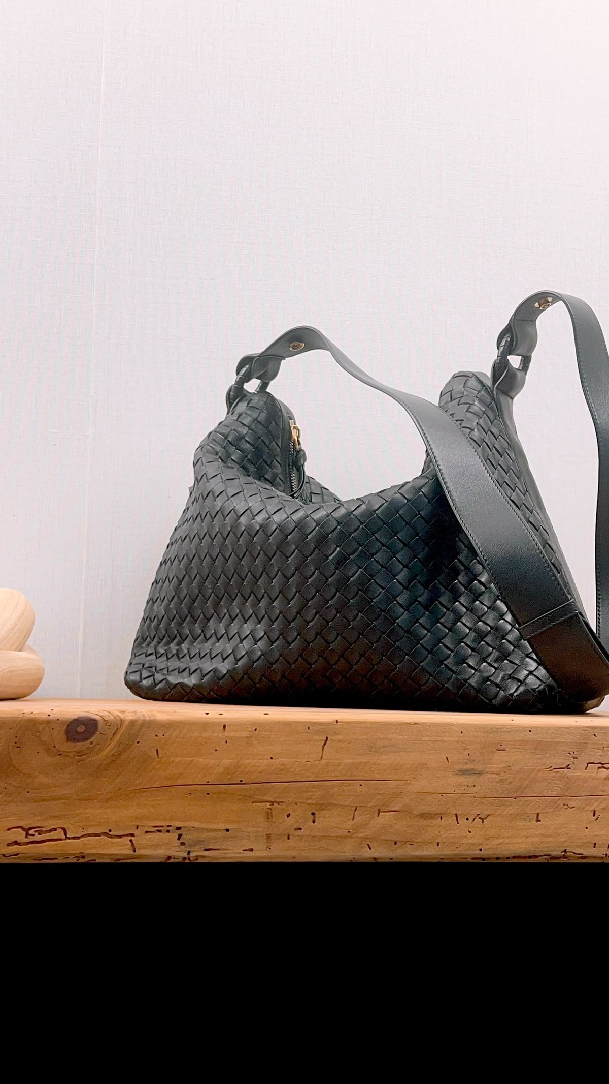 BV Black Intrecciato Hobo