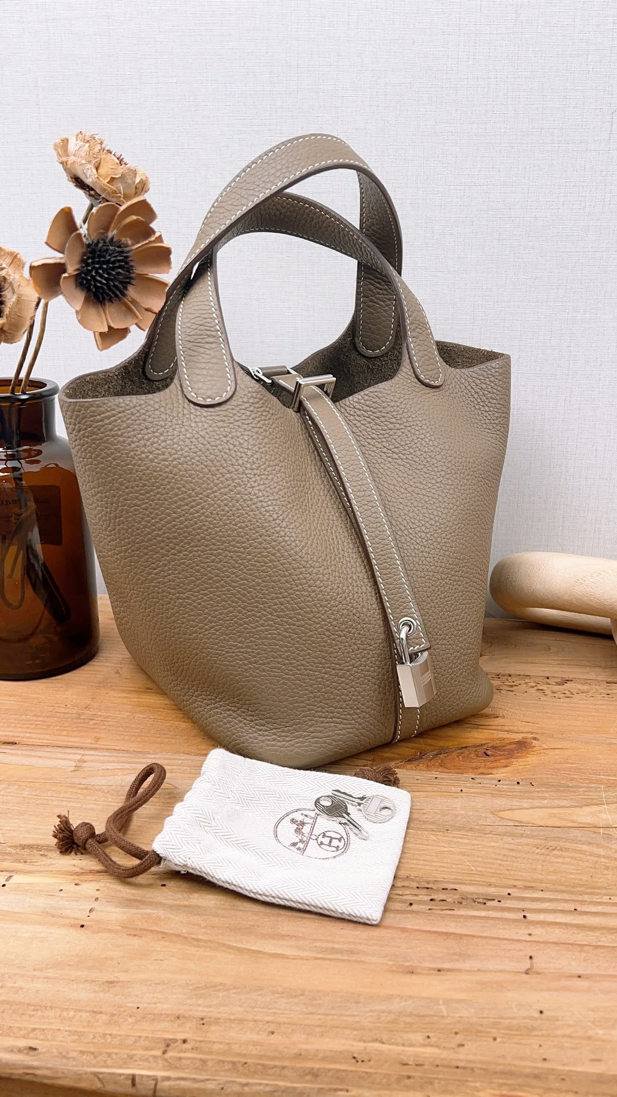 Hermes Etoupe Picotin 18 (PHW)
