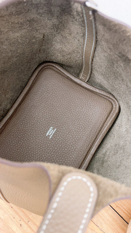 Hermes Etoupe Picotin 18 (PHW)