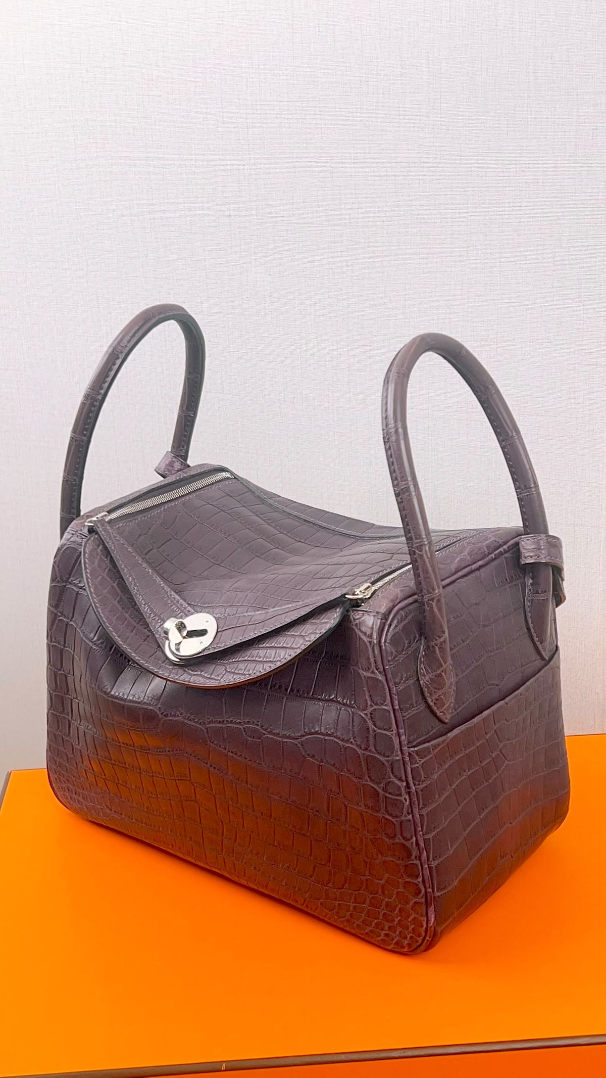 Hermes Violet Matte Niloticus Crocodile Lindy 26