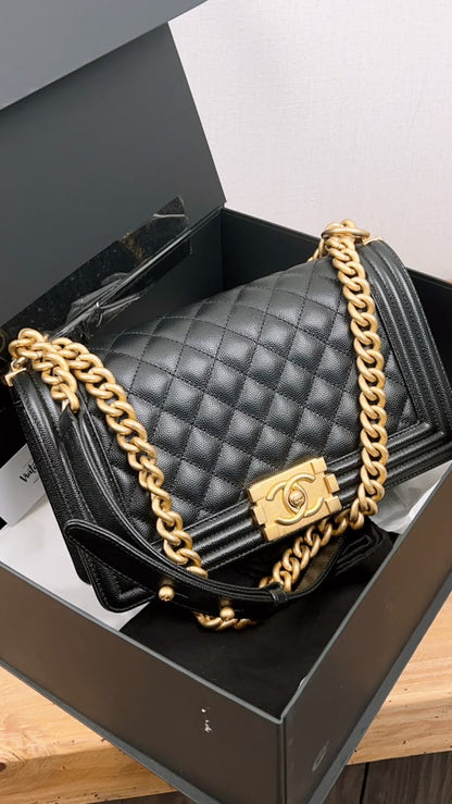 Chanel Black Caviar Old Medium Boy (GHW)