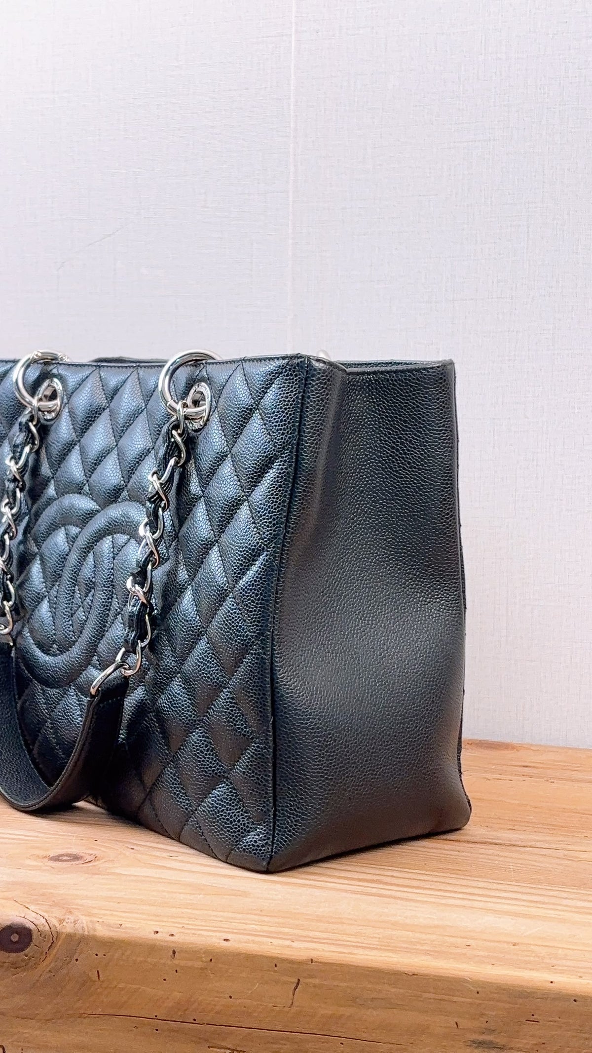 Chanel Black Caviar GST (SHW)