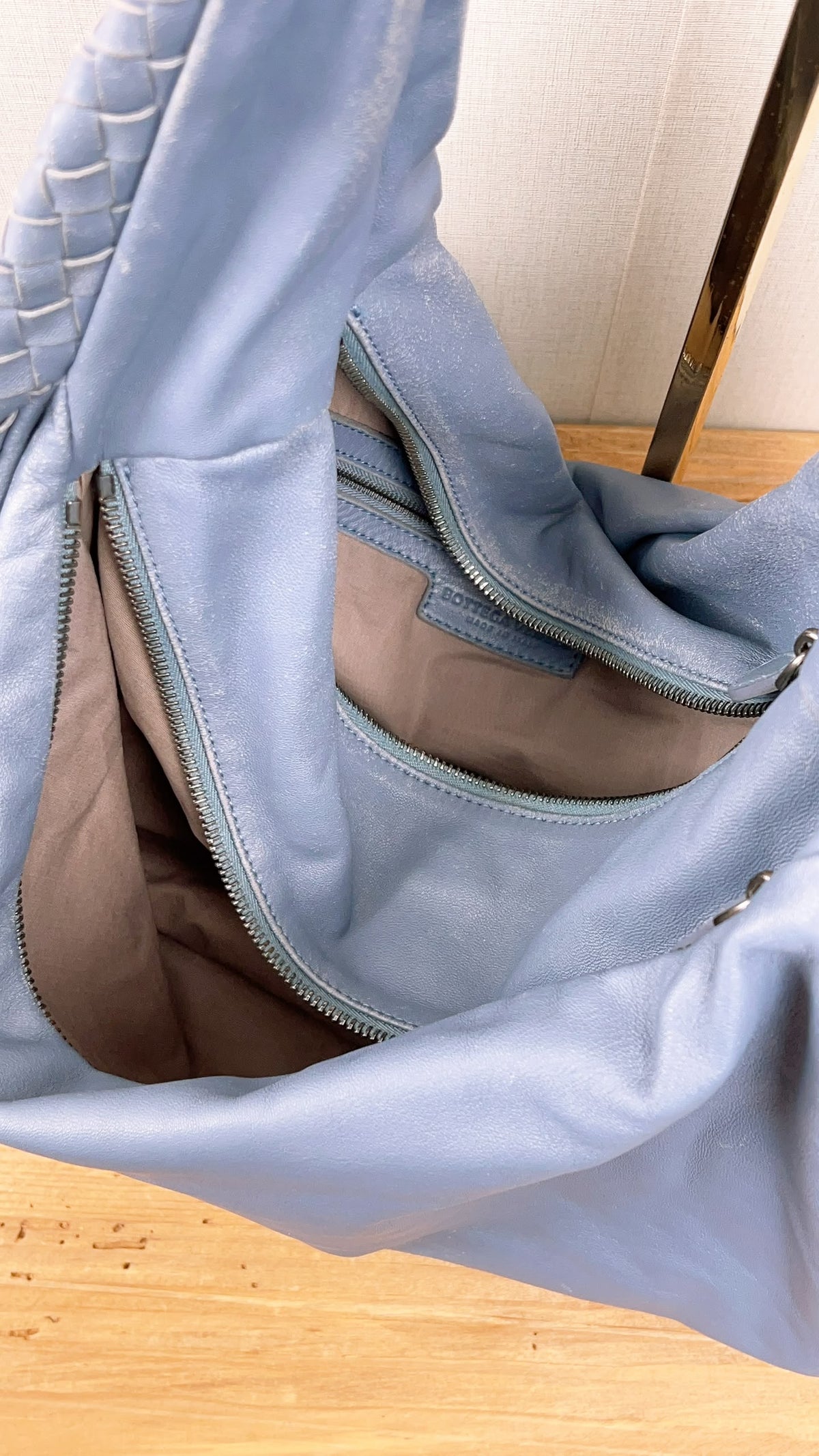 BV Blue Knot Intrecciato Hobo Bag