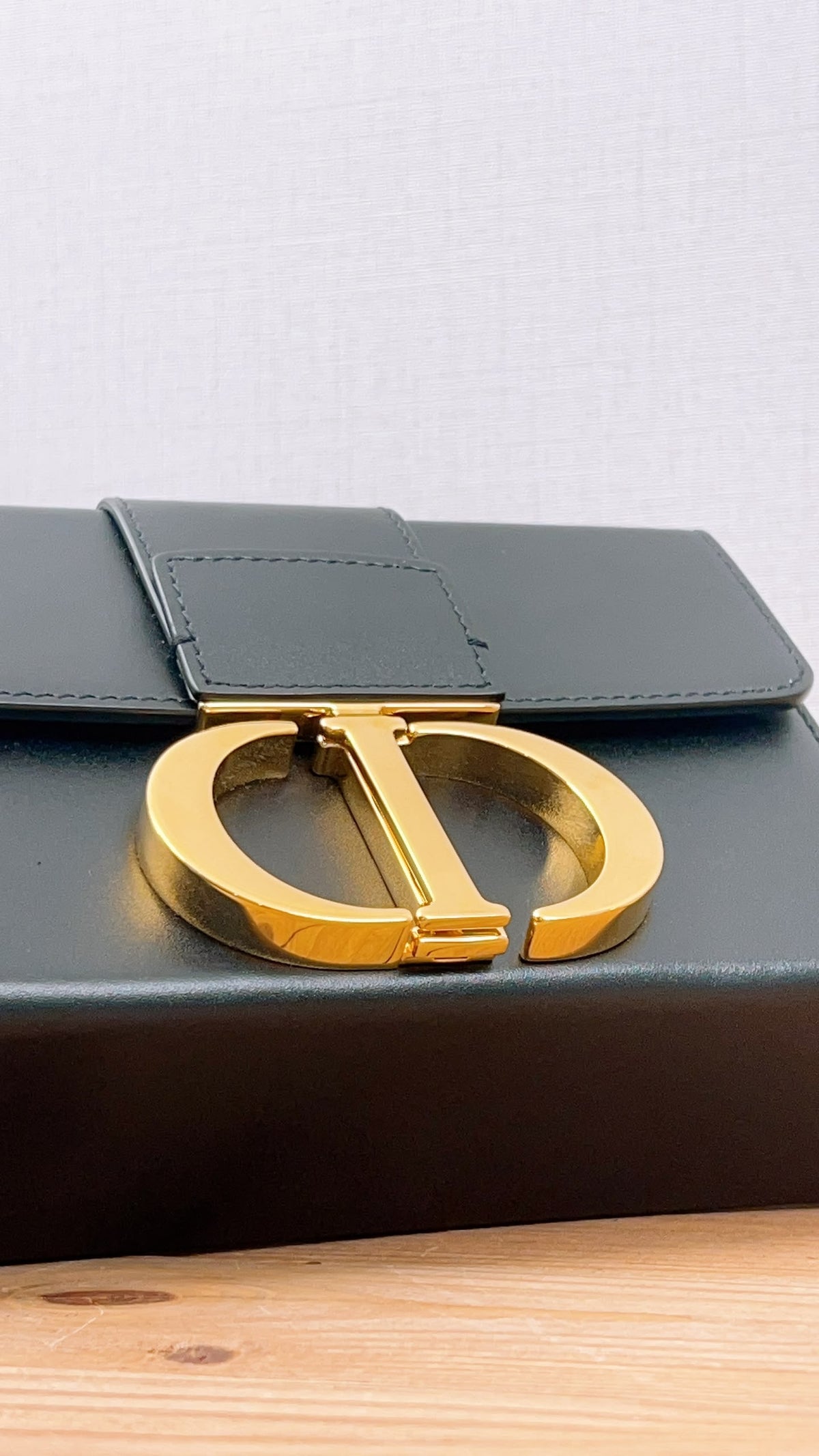 Dior Black Calfskin 30 Montaigne Box Bag (GHW)