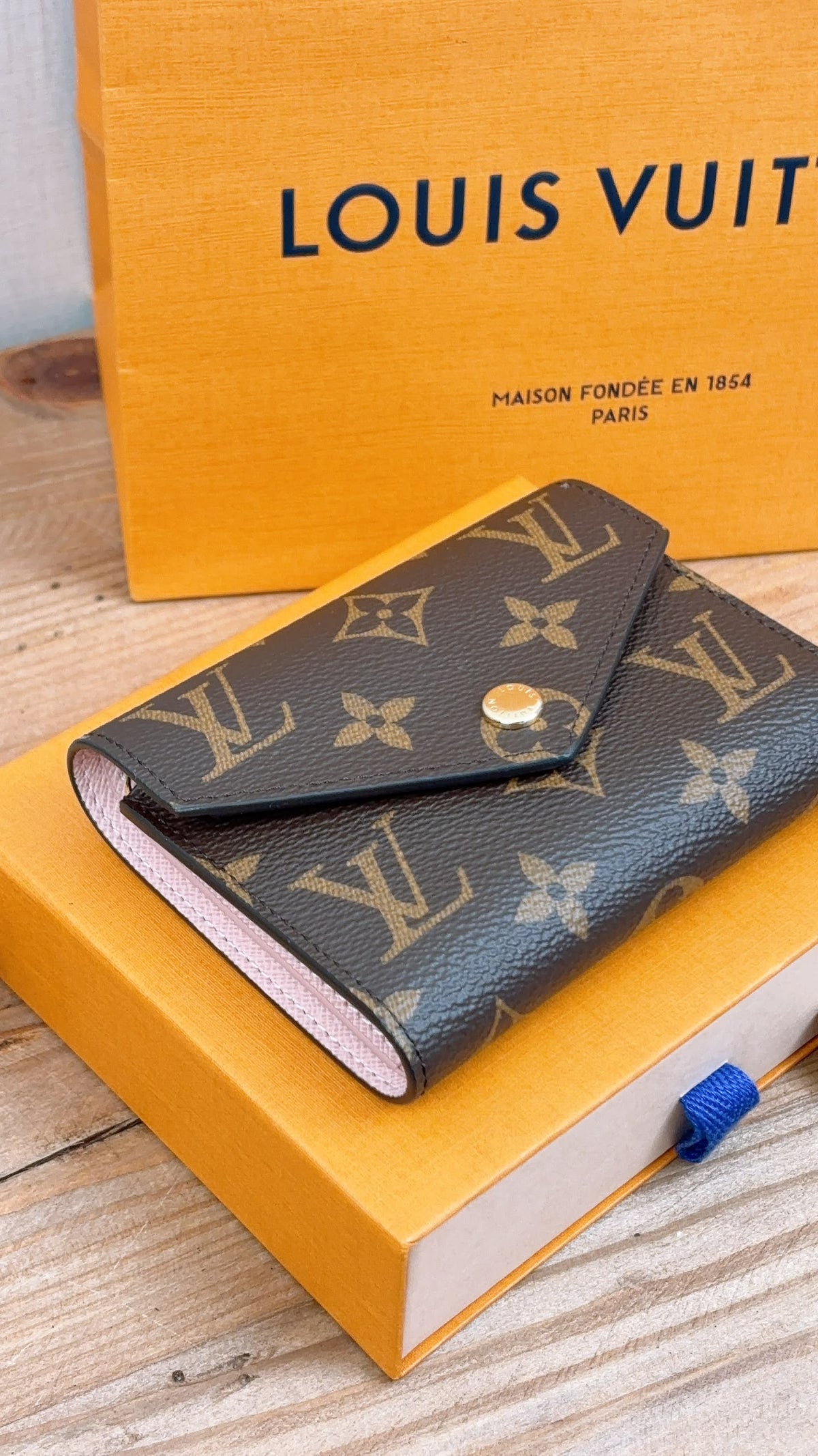 LV Monogram Victorine Wallet