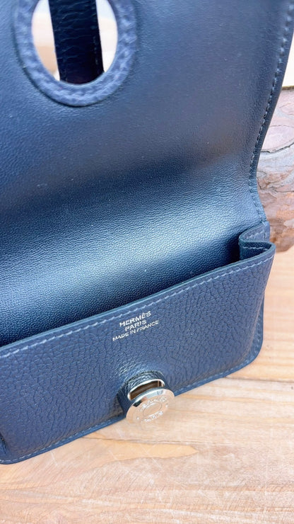 Hermes Dark Blue Dogon Card Case (PHW)