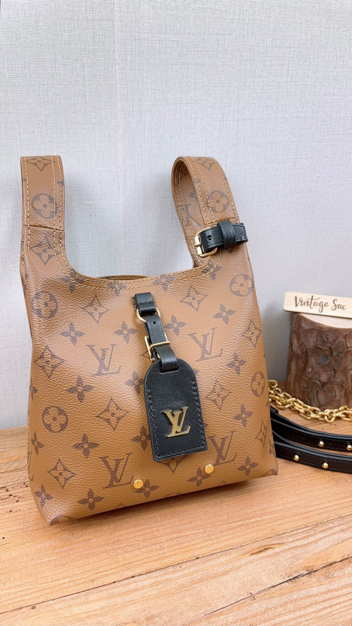 LV Reverse Monogram Atlantis BB