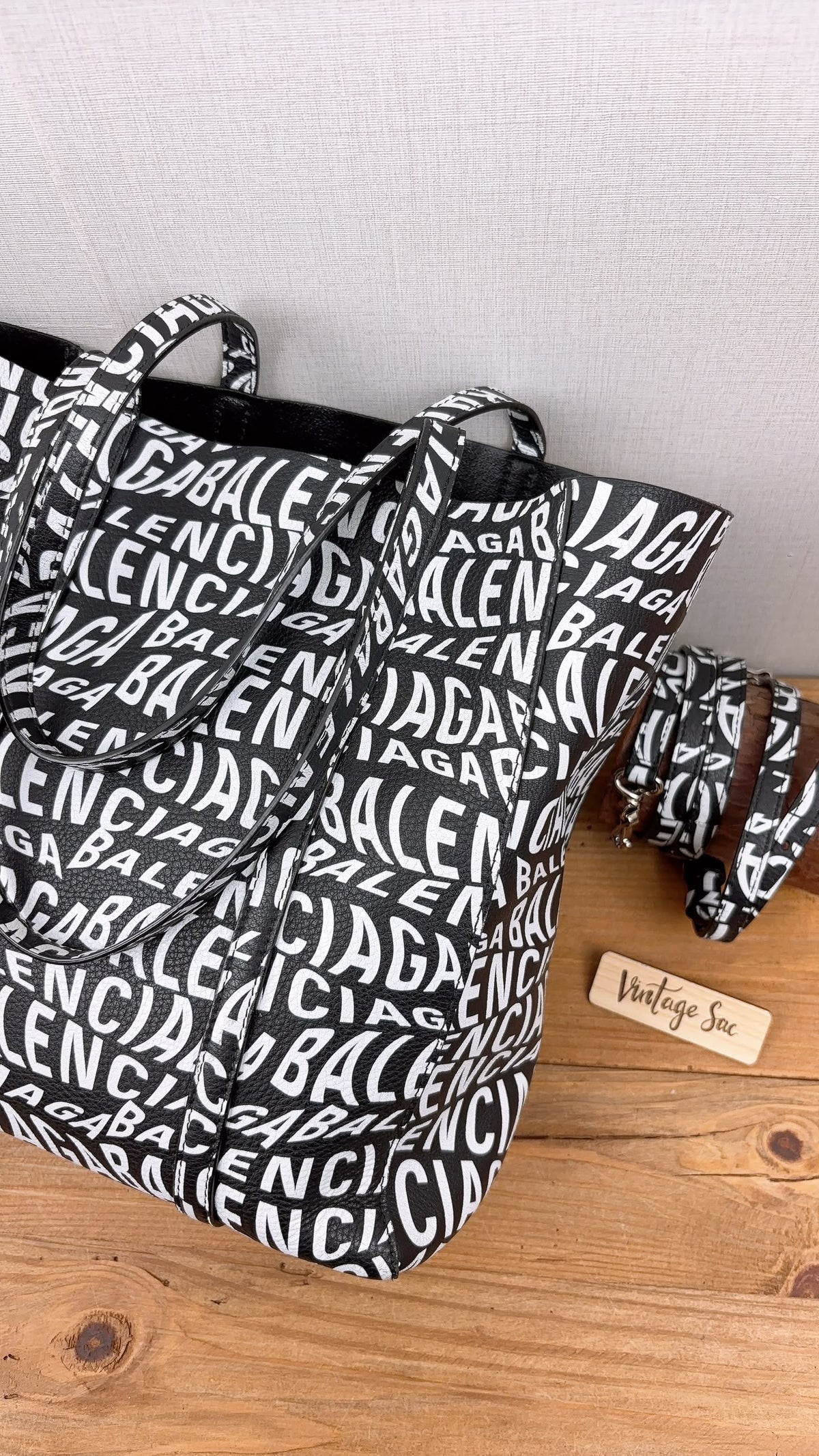 Balenciaga Black X White Everyday Logo Tote (SHW)