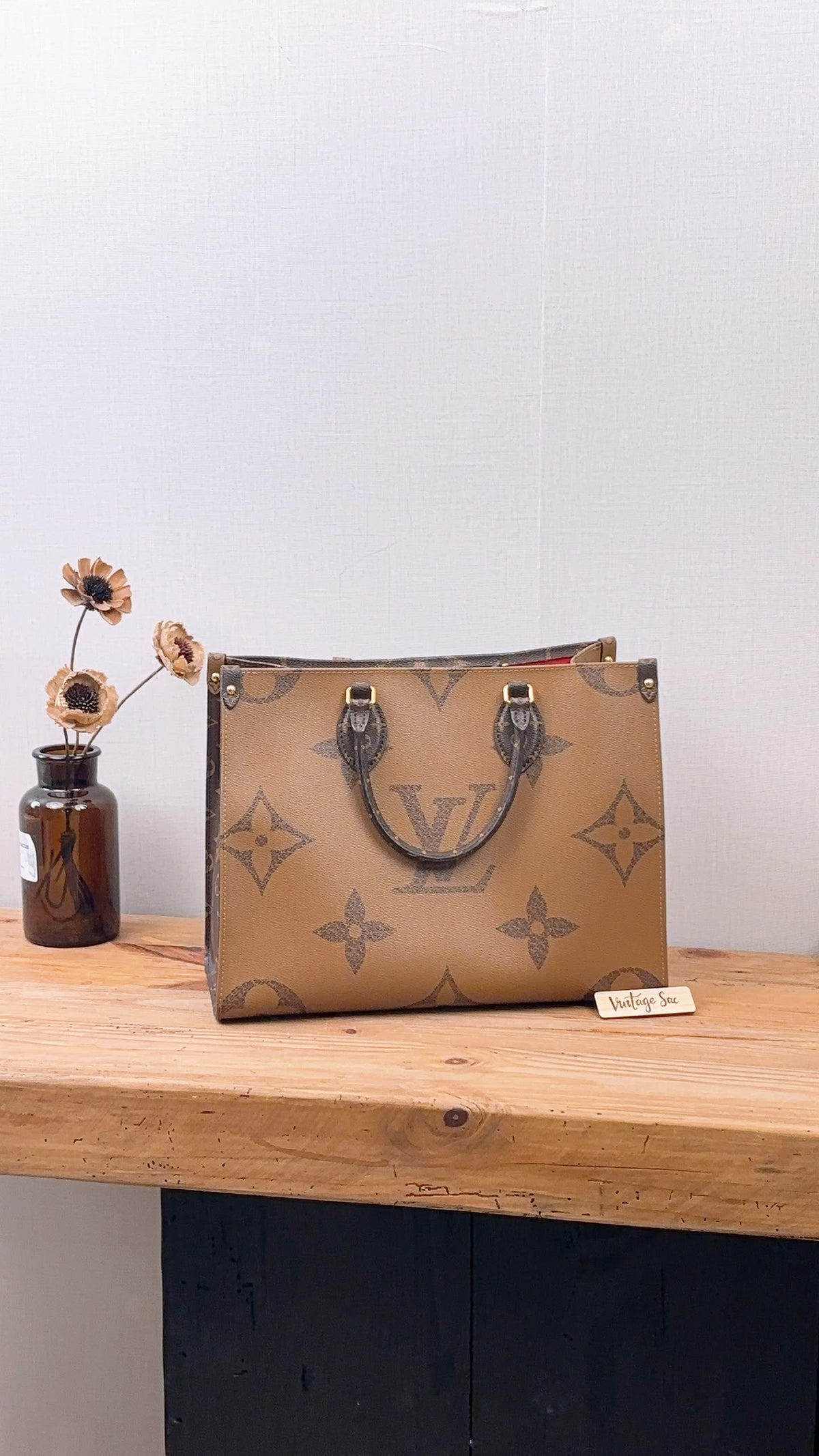 LV Reverse Monogram On The Go MM