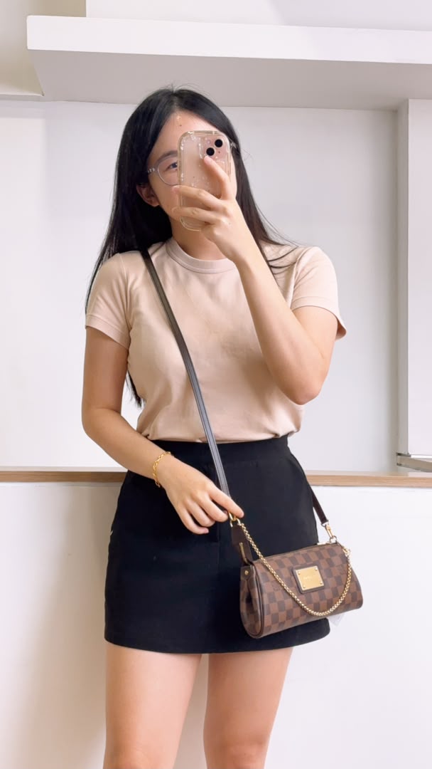 LV Damier Ebene Eva