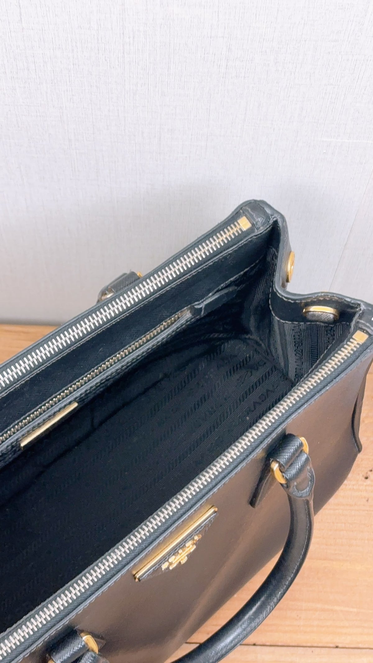 Prada Black Saffiano Galleria 30cm (GHW)