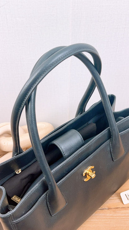 Chanel Black Calfskin Small Cerf (GHW)