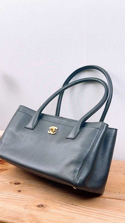 Chanel Black Calfskin Small Cerf (GHW)