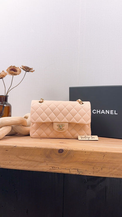 Chanel Peach Nude Caviar Small CF (LGHW)