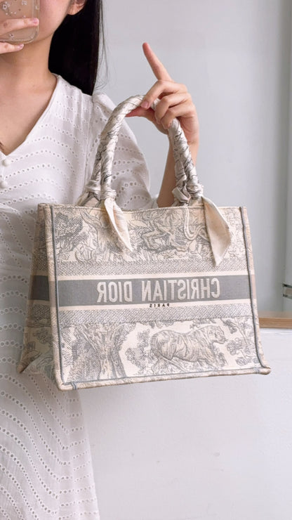 Dior Grey Toile de Jouy Medium Book Tote
