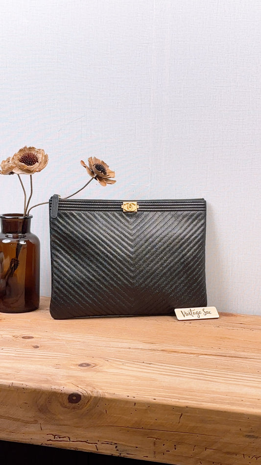 Chanel Black Caviar Medium O’case (LGHW)