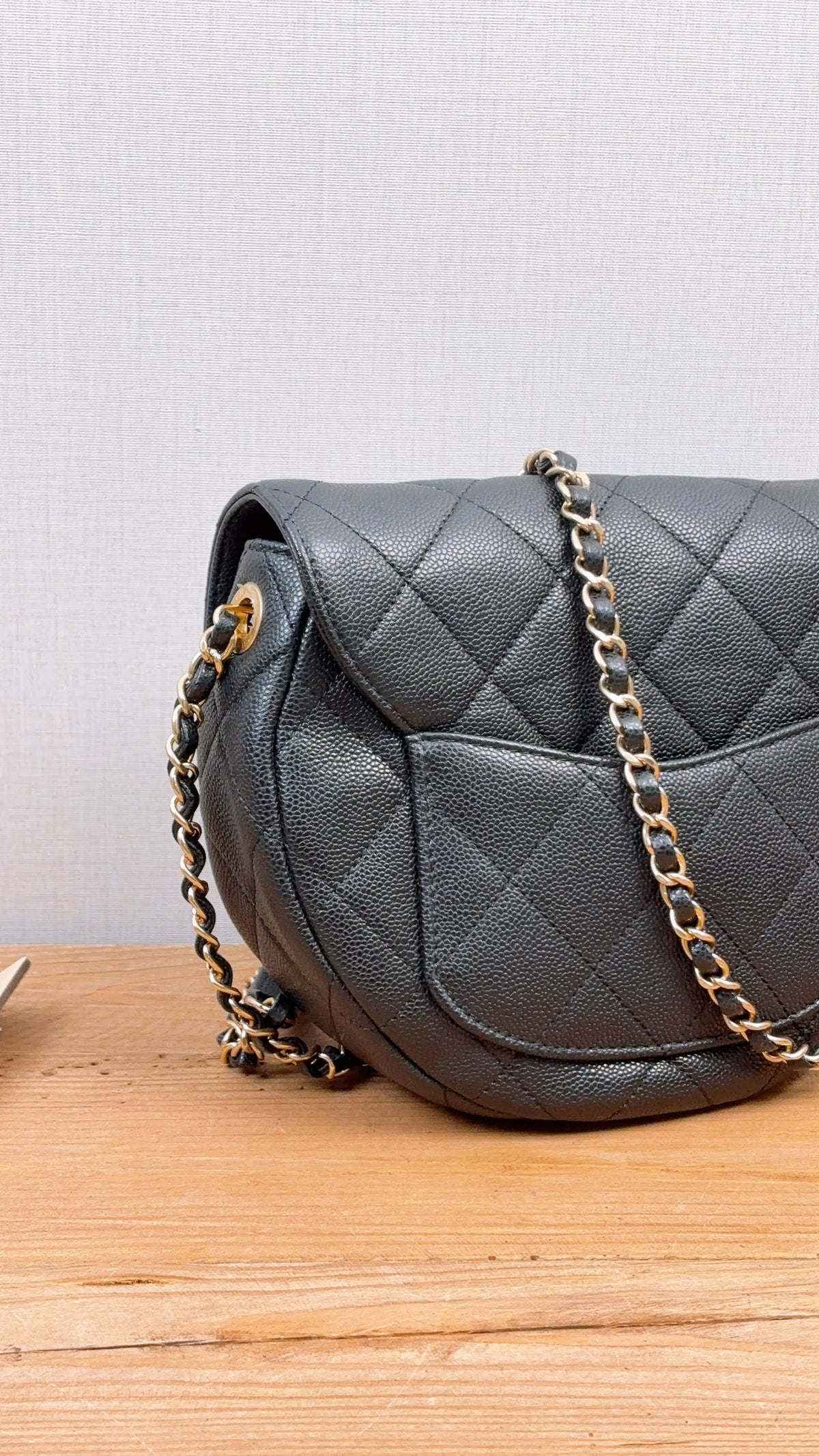 Chanel Black Caviar 23P Saddle Mini Messenger Bag (GHW)