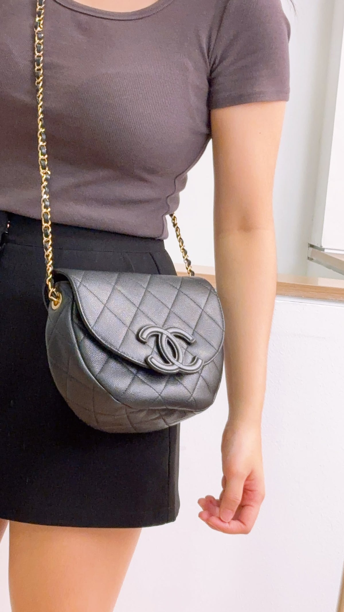 Chanel Black Caviar 23P Saddle Mini Messenger Bag (GHW)