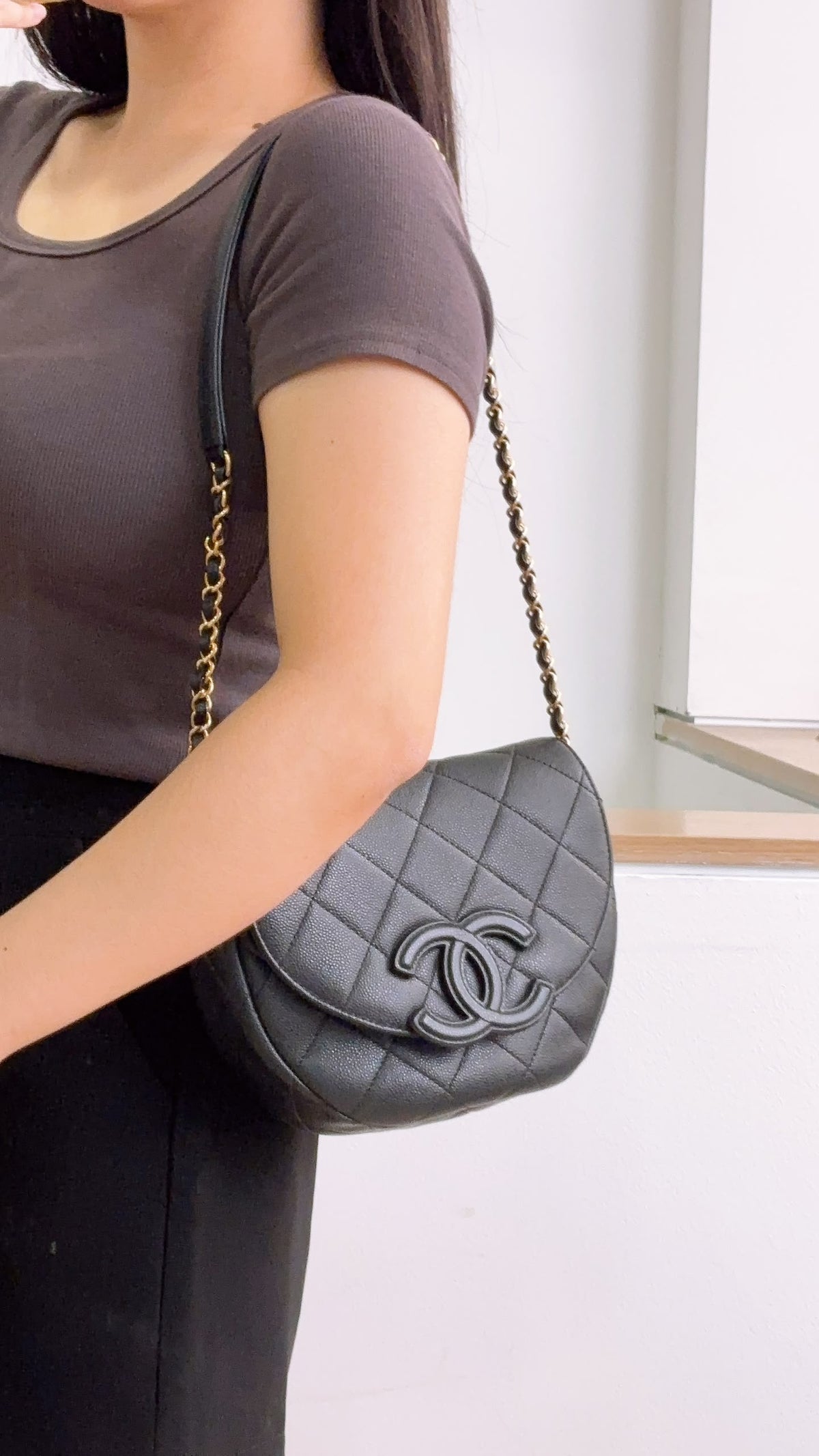 Chanel Black Caviar 23P Saddle Mini Messenger Bag (GHW)