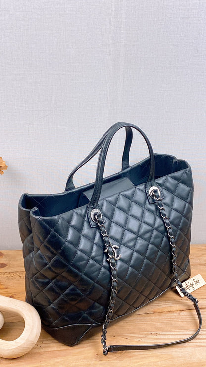 Chanel Black Calfskin Easy Shopping Tote